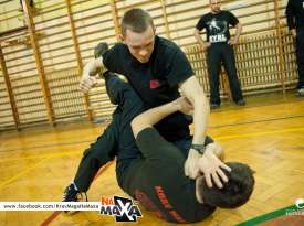 Egzamin Krav Maga styczeń 2012 (167).jpg