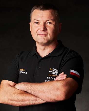 paweł wójtowicz krav maga na maxa kettlebells kmg sztuki walki tarnowskie bytom zawiercie ruda dabrowa raciborz rybnik gliwice czestochowa piekary knurow katowice.jpg